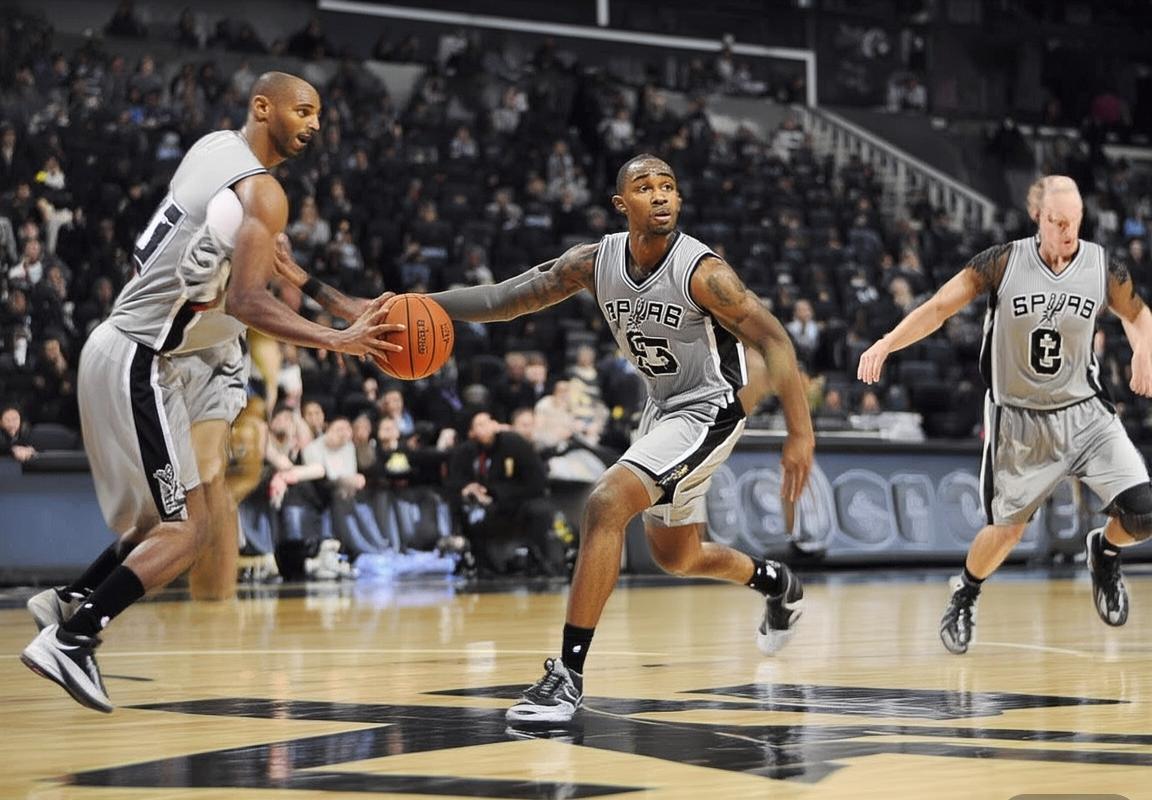 2016年NBA季后赛：勇士马刺巅峰对决经典回顾(图3)