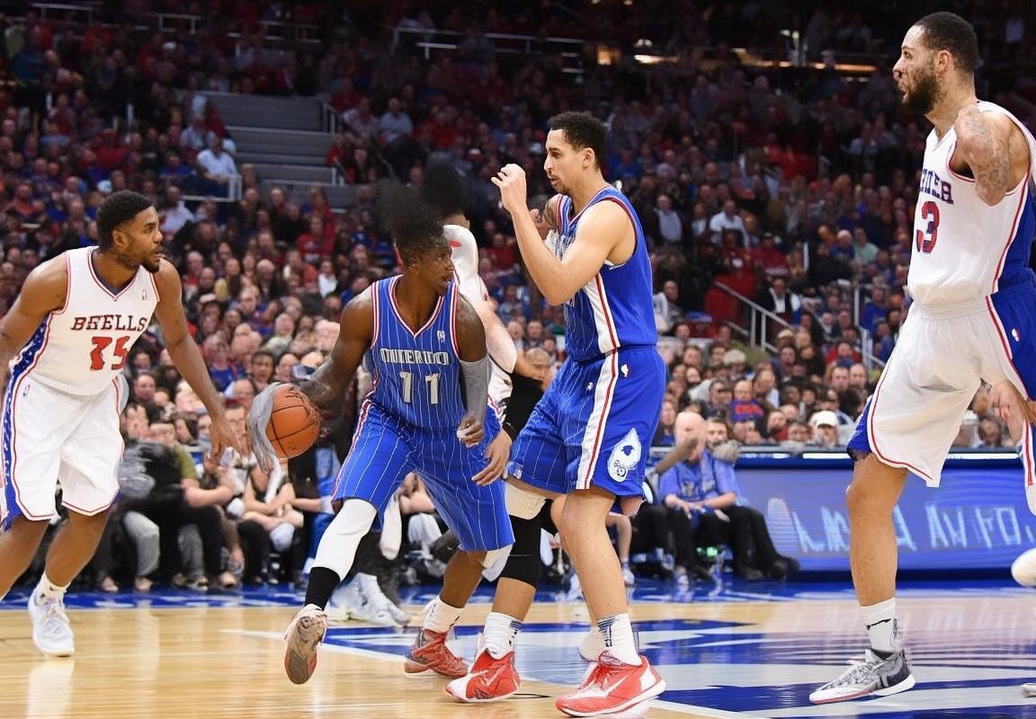 76人与魔术NBA激战解析：恩比德哈登双星闪耀，魔术新星法尔异军突起(图2)