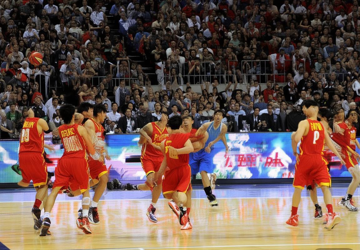 2011亚锦赛中韩男篮巅峰对决：战术解析与精彩瞬间回顾